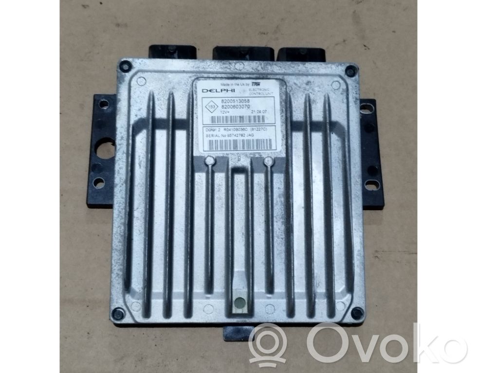 Dacia Logan I Engine control unit/module 