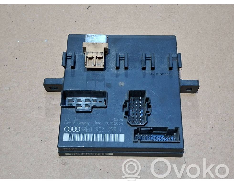 Audi A4 S4 B6 8E 8H Mukavuusmoduuli 