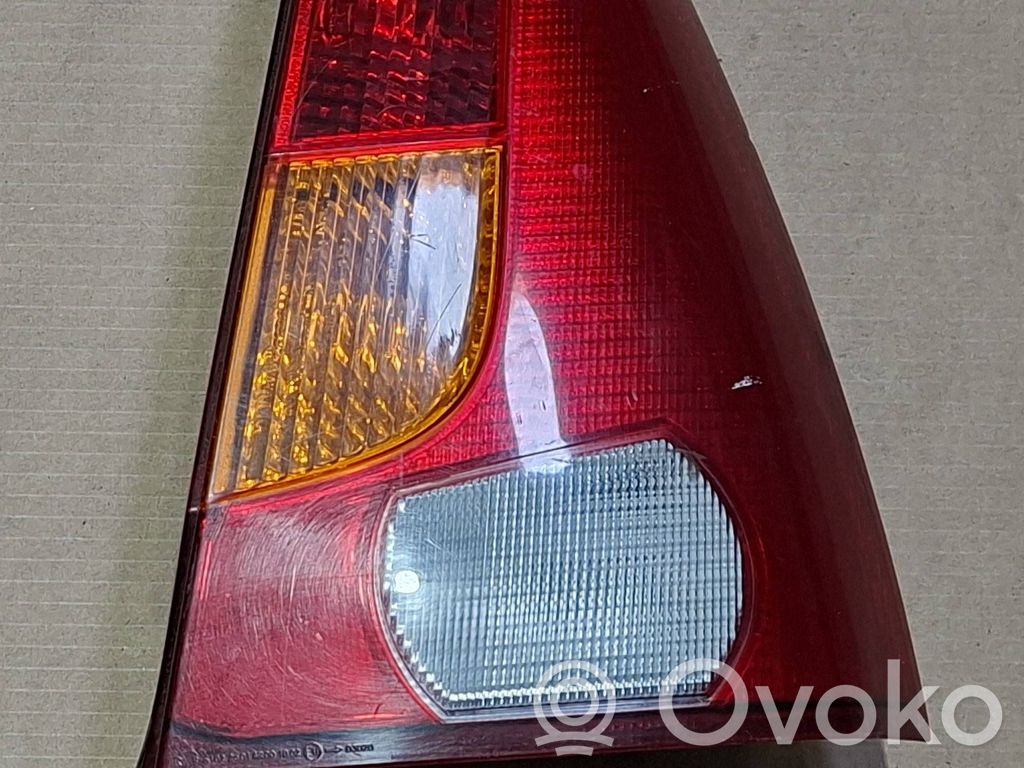 Dacia Logan I Lampa tylna 