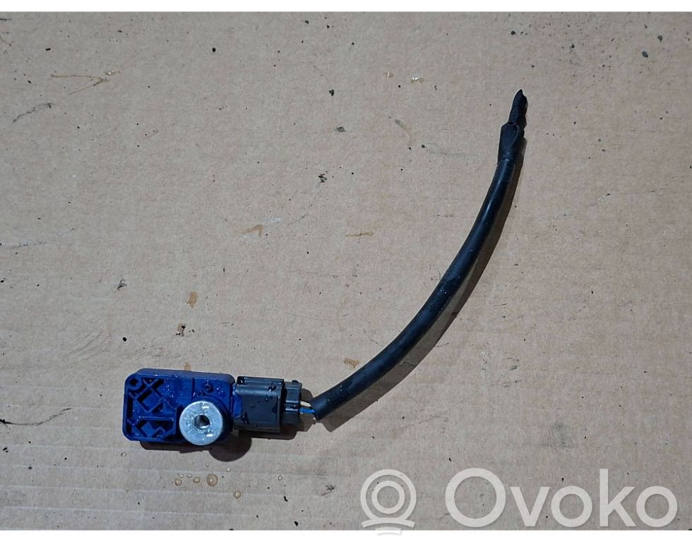 Dacia Duster Senzor impact/declanșare airbag 