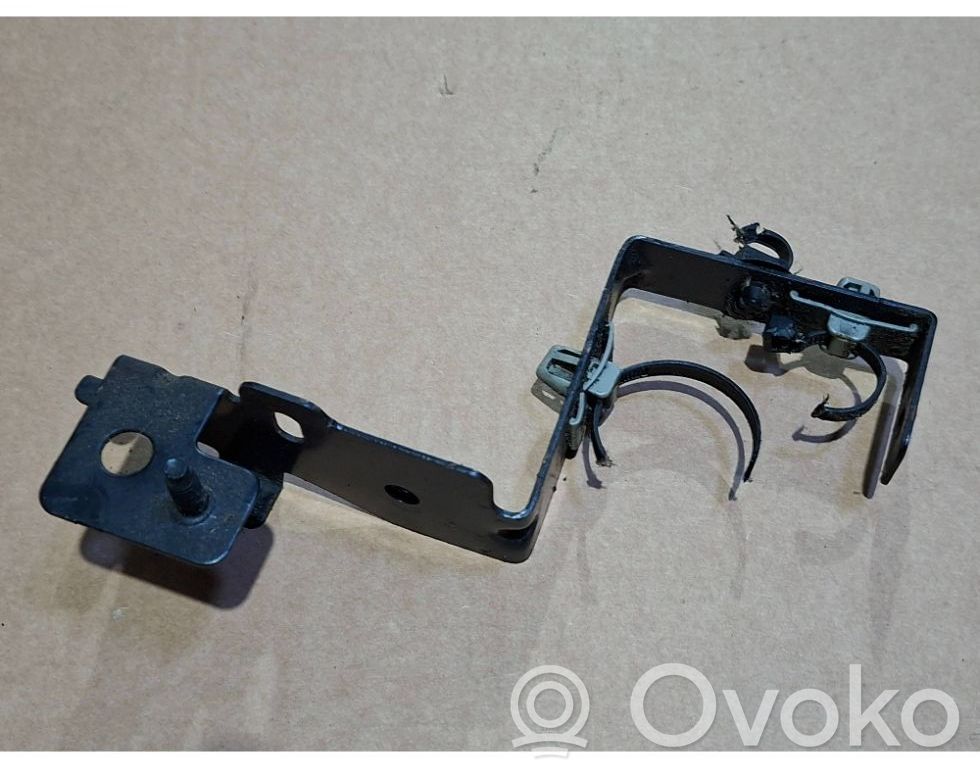 Dacia Sandero Other engine bay part 