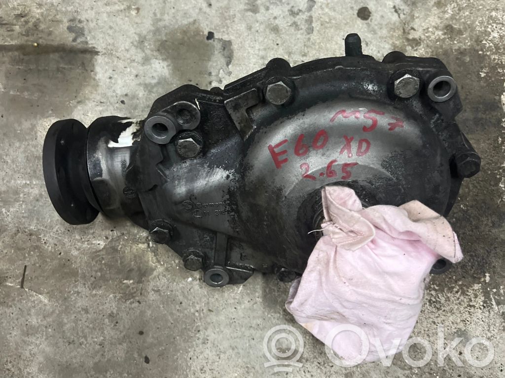 Front differential   24468110