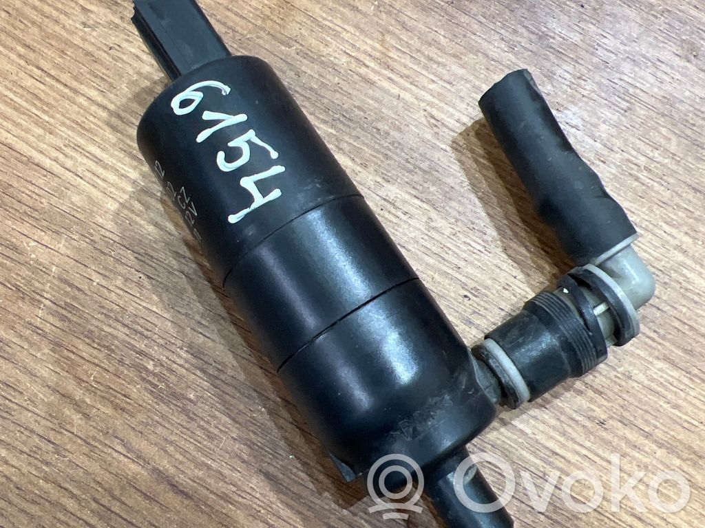 Headlight washer pump   7217792,13264011,3323525
