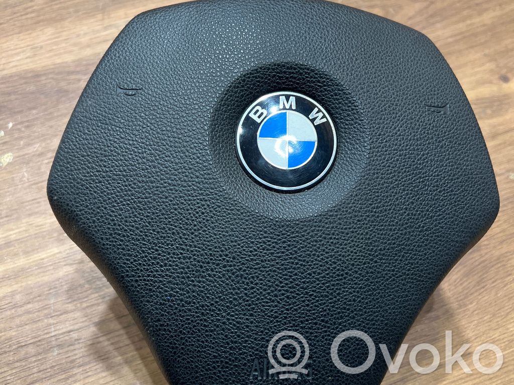 BMW 3 E90 E91 Vairo oro pagalvė 