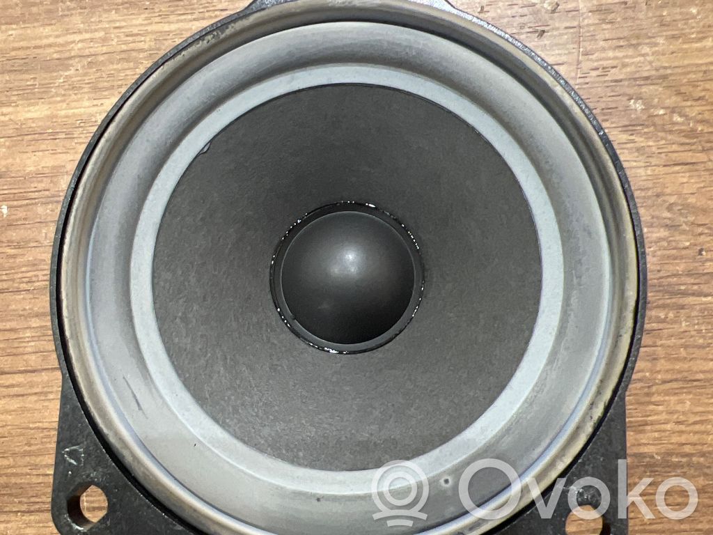 Altavoz de la puerta delantera   9143153,61928910