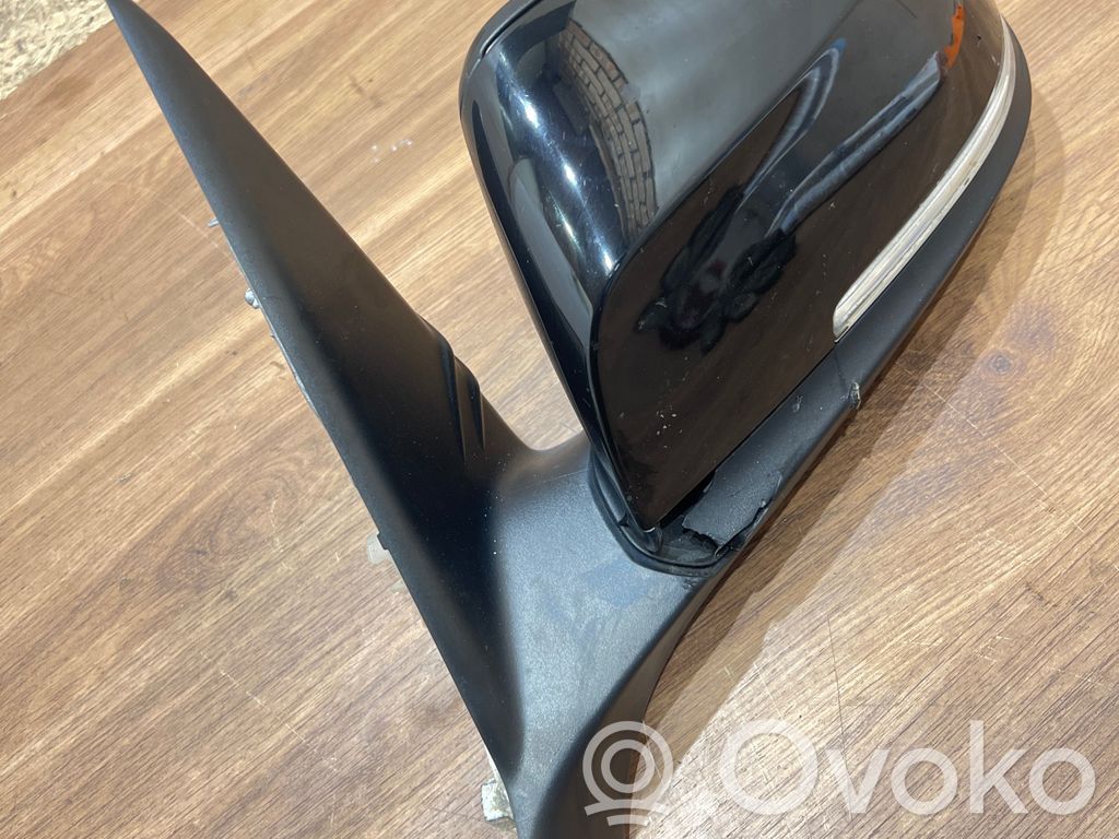 BMW 1 F20 F21 Front door electric wing mirror 