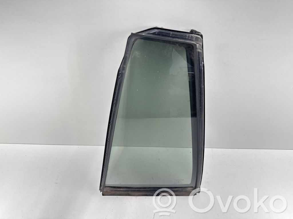 Toyota Corolla Cross Szyba karoseryjna drzwi tylnych 