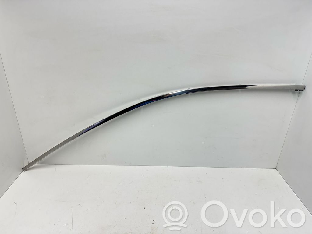 Toyota Corolla Cross Listwa / Uszczelka szyby drzwi przednich 