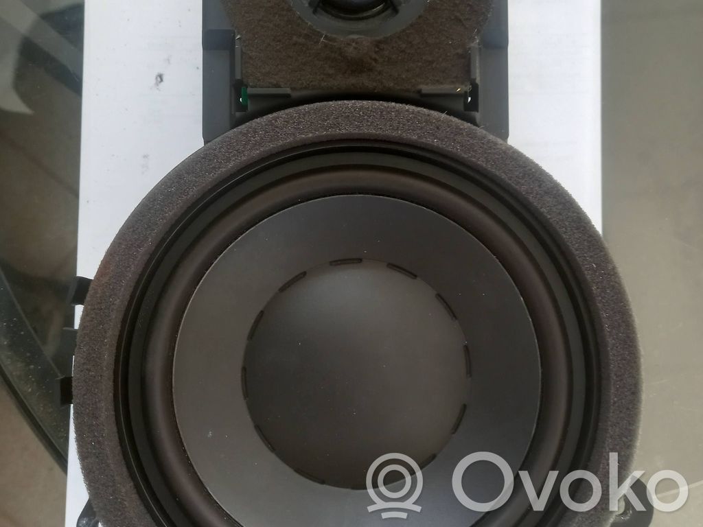 Volvo XC90 Front door high frequency speaker 