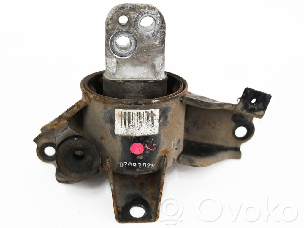 Engine mount bracket   07092022