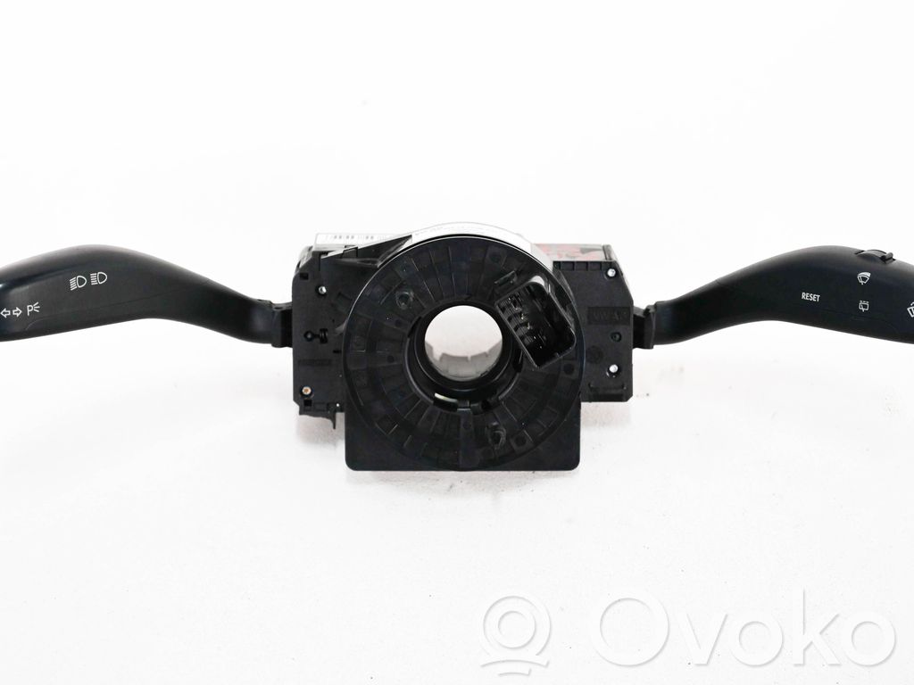 Volkswagen Polo IV 9N3 Interruptor/palanca de limpiador de luz de giro 