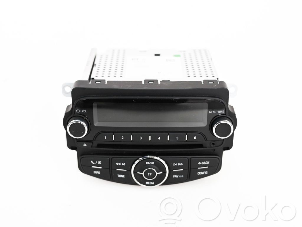 Opel Corsa E Radio/CD/DVD/GPS head unit 