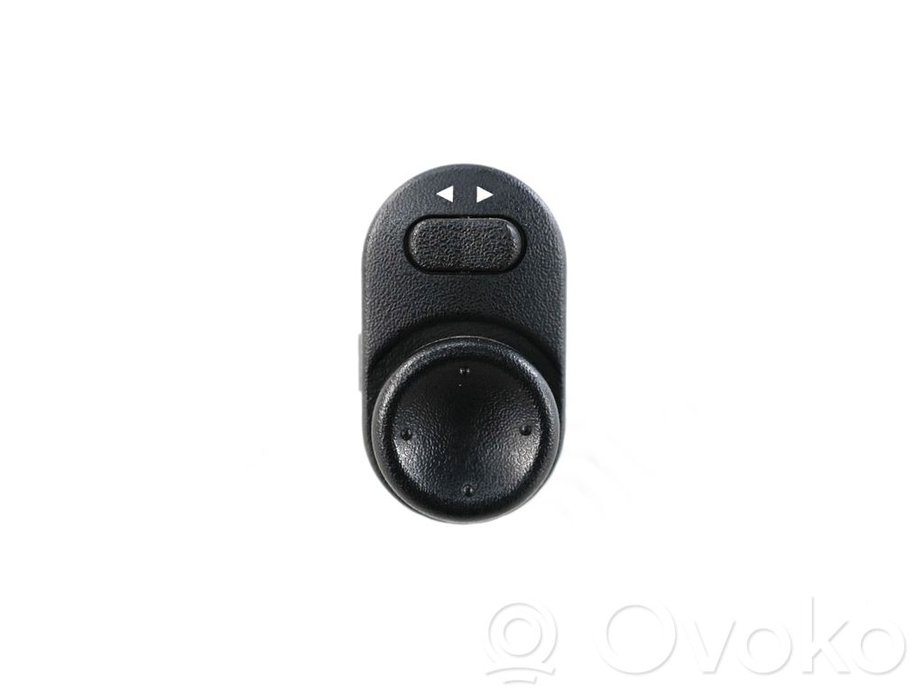 Suzuki Ignis Wing mirror switch 