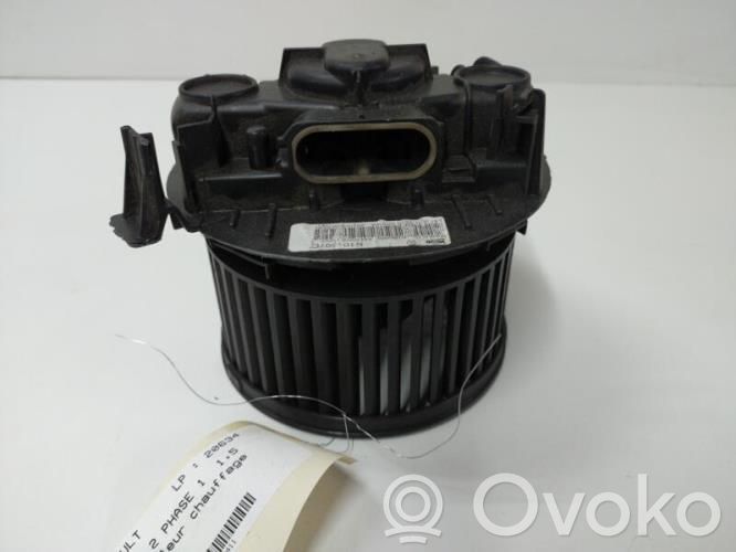 Renault Twingo II Front door blower motor 