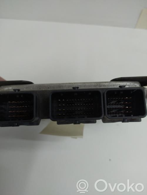 Peugeot 307 Engine control unit/module 