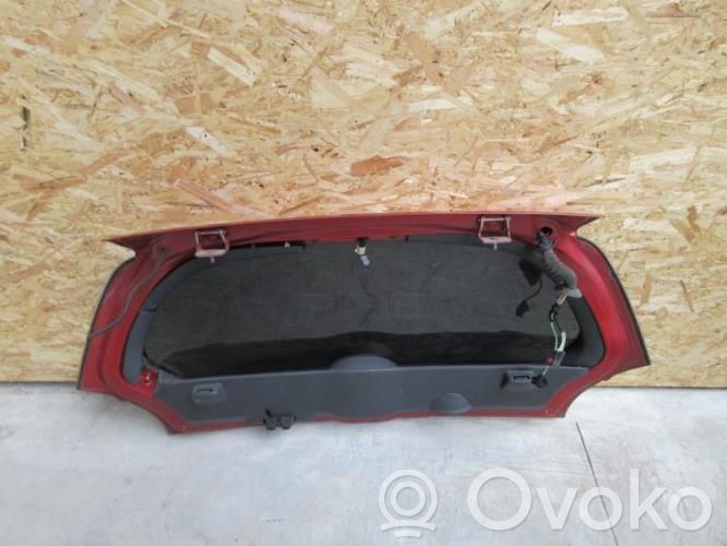 Tailgate/trunk/boot lid   8701S2