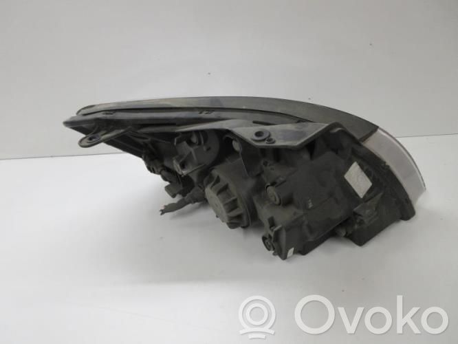 KIA Rio Scheinwerfer 