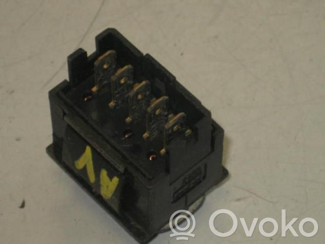 Citroen Berlingo Front door sensor 