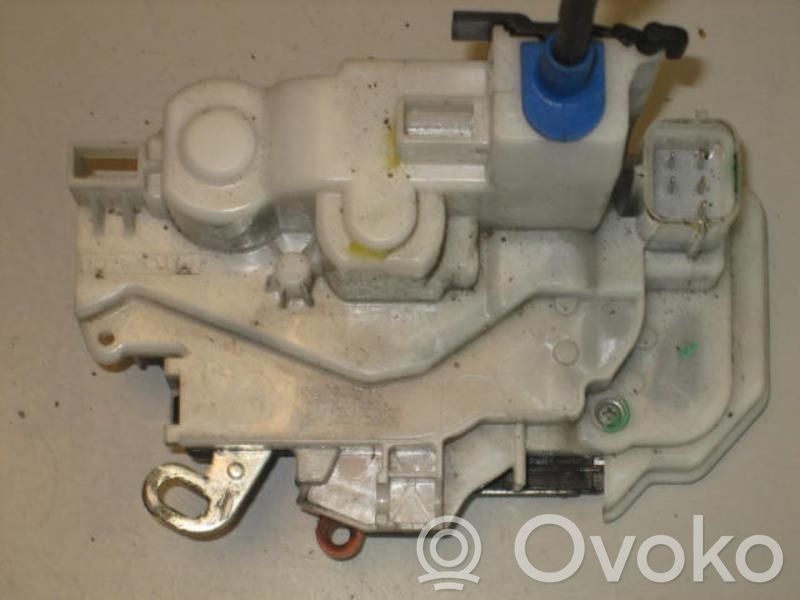 Peugeot Bipper Etuoven lukko 