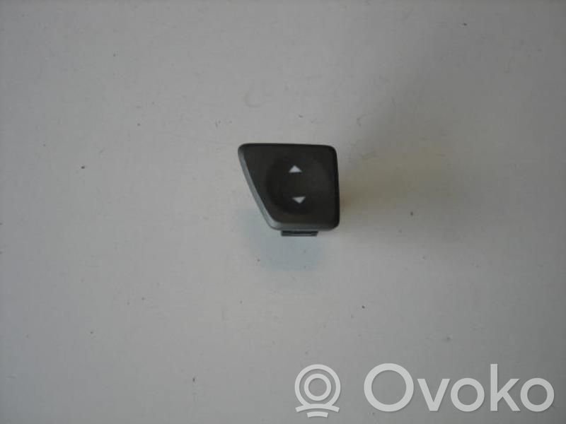 Fiat 500 Czujnik otwarcia drzwi przednich 