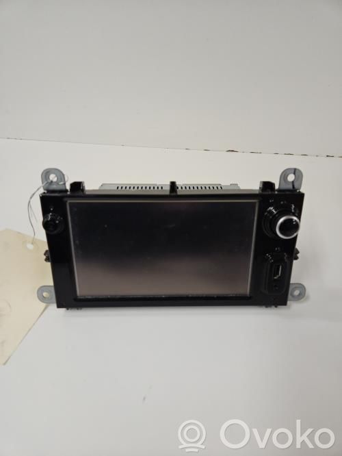 Renault Clio IV Radio/CD/DVD/GPS head unit 