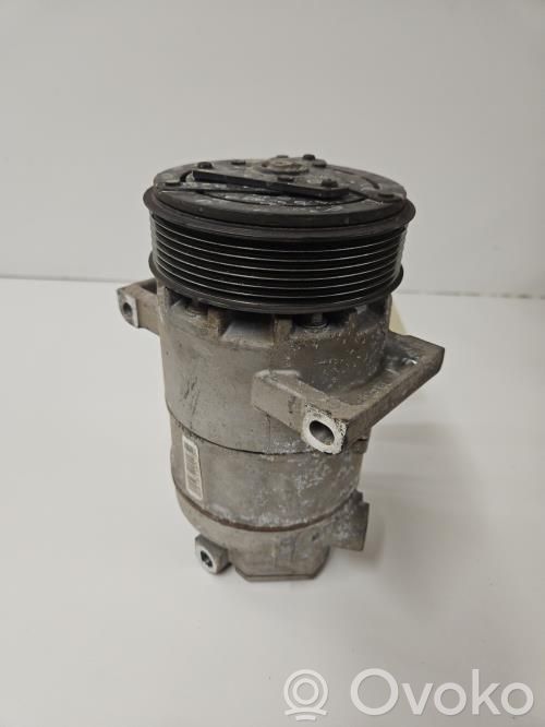 Renault Clio IV Air conditioning (A/C) compressor (pump) 