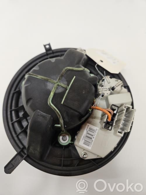 Mazā radiatora ventilators   64119227670