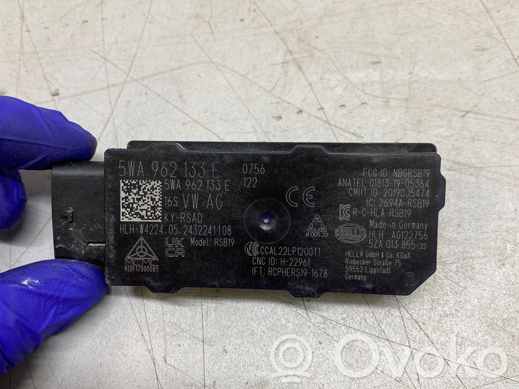 Volkswagen ID.4 Aerial antenna amplifier 