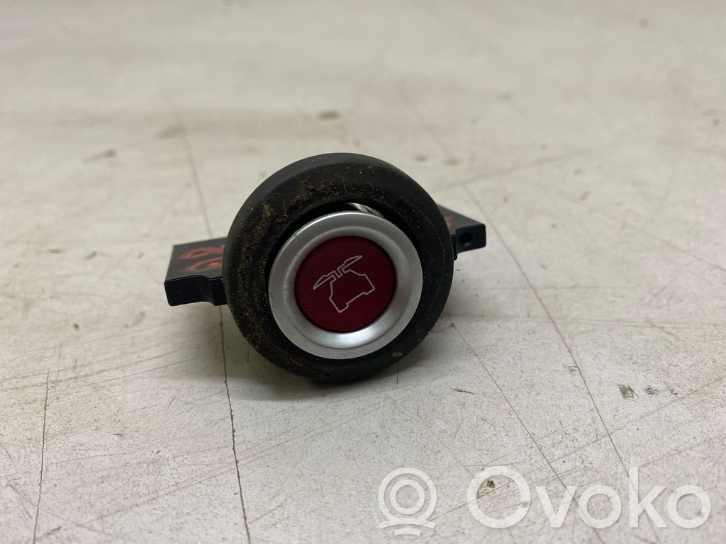 Tesla Model X Other switches/knobs/shifts 