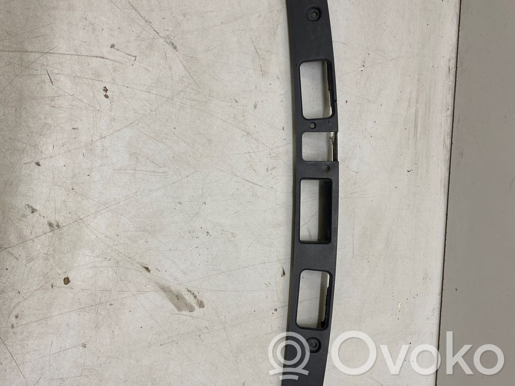 Tesla Model X Galinio dangčio numerio apšvietimo juosta 
