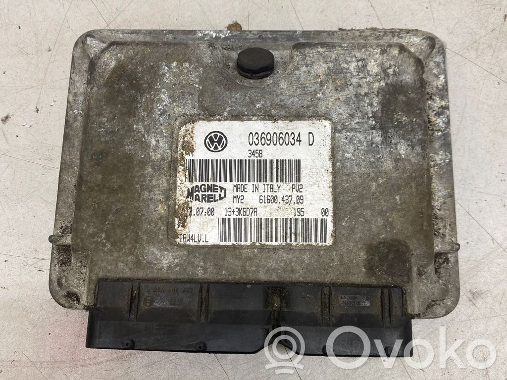 Volkswagen Golf IV Engine control unit/module 