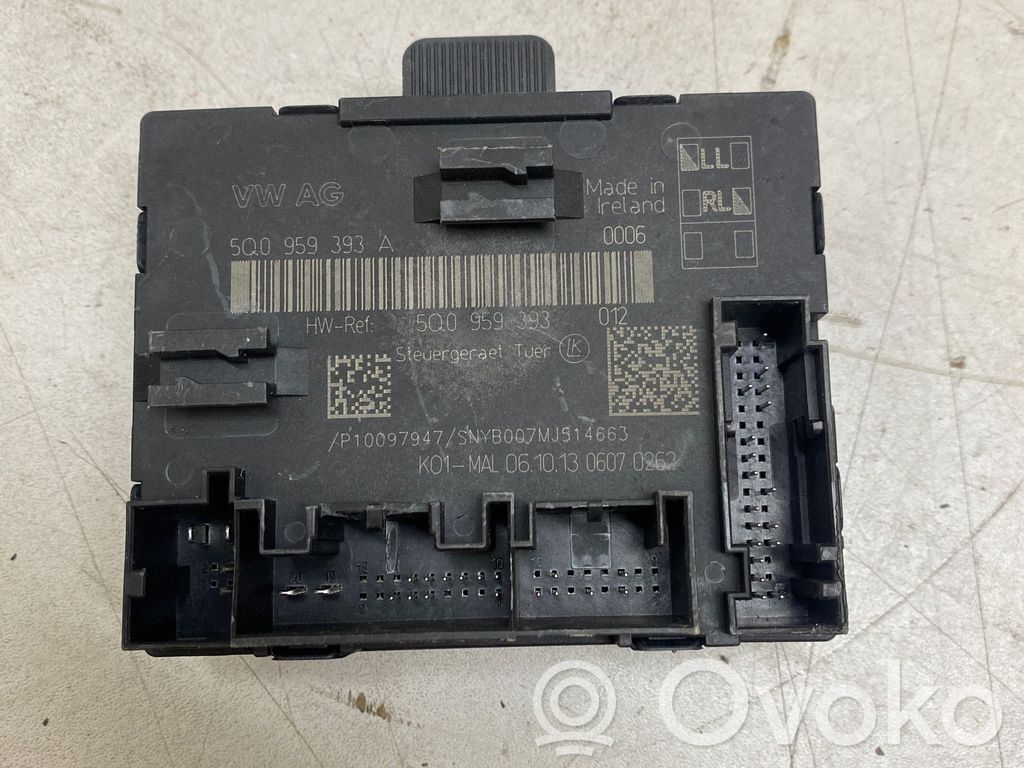 Volkswagen Golf SportWagen Door control unit/module 