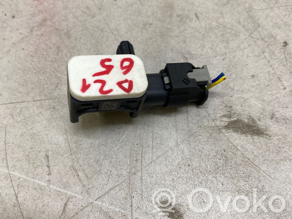 Tesla Model X Airbag deployment crash/impact sensor 