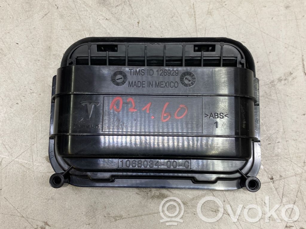 Tesla Model X Quarter panel pressure vent 