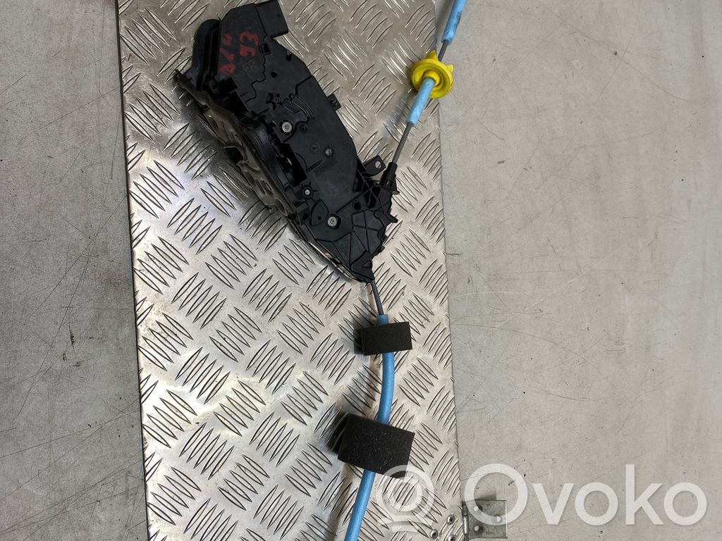 BMW M3 G80 Priekšpusē slēdzene 