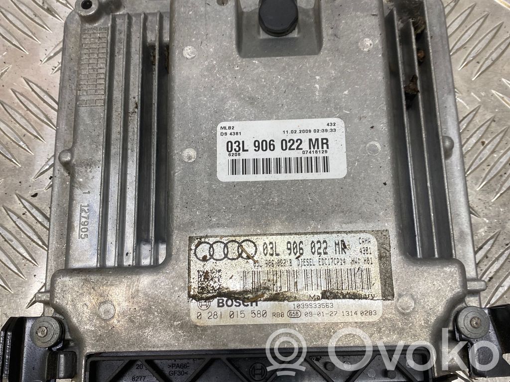 Audi A4 S4 B8 8K Engine control unit/module 