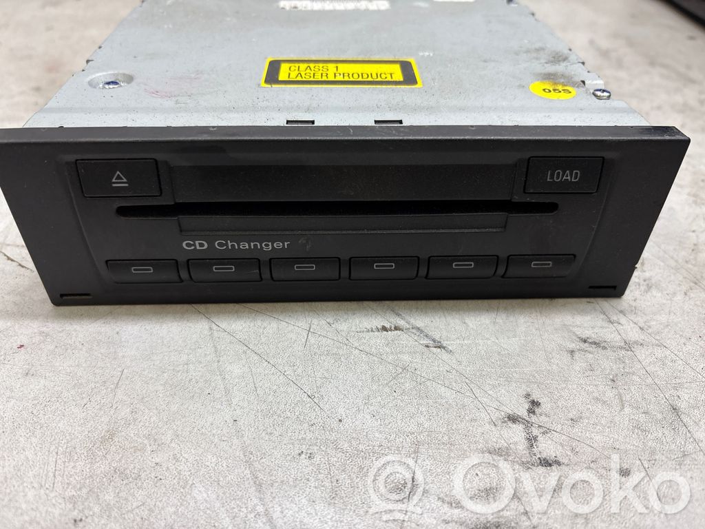 Audi A3 S3 8P CD/DVD changer 