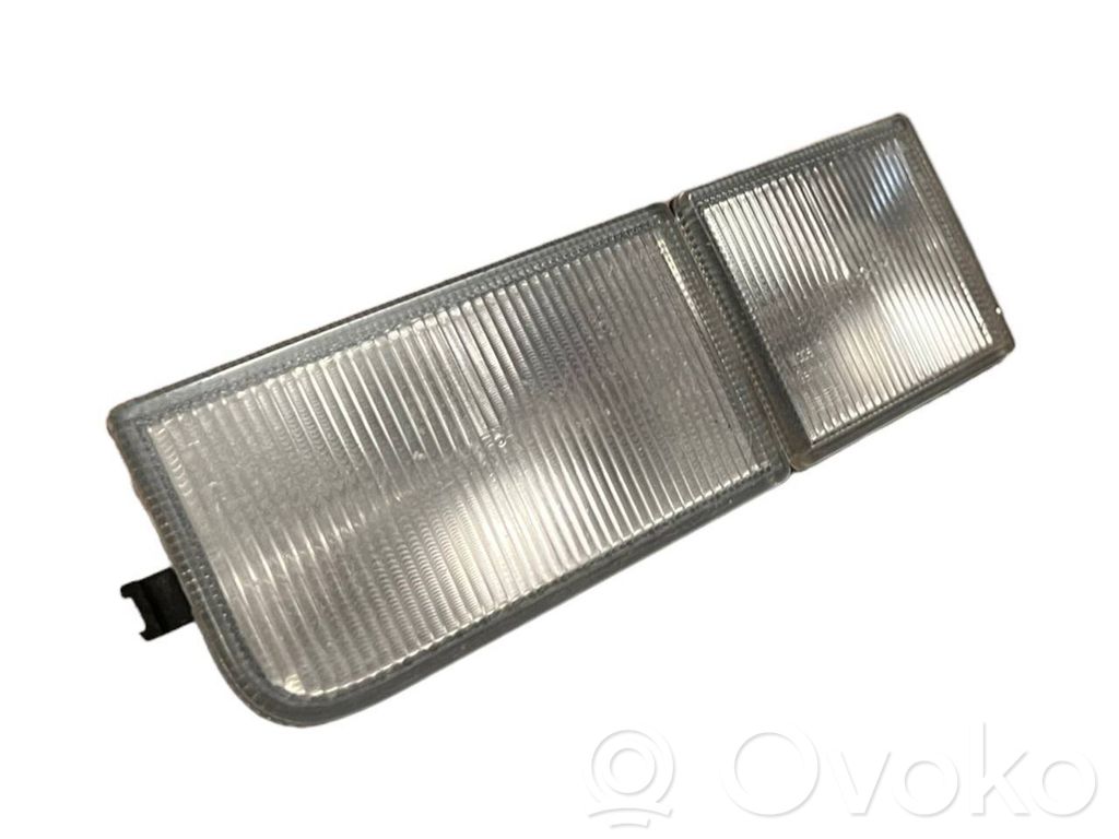 Volkswagen PASSAT B4 Reflektor vorne 
