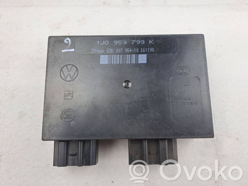 Volkswagen New Beetle Engine control unit/module 