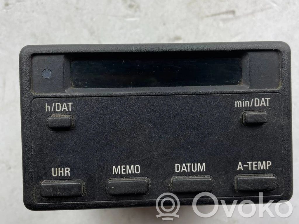 BMW 7 E32 Screen/display/small screen 