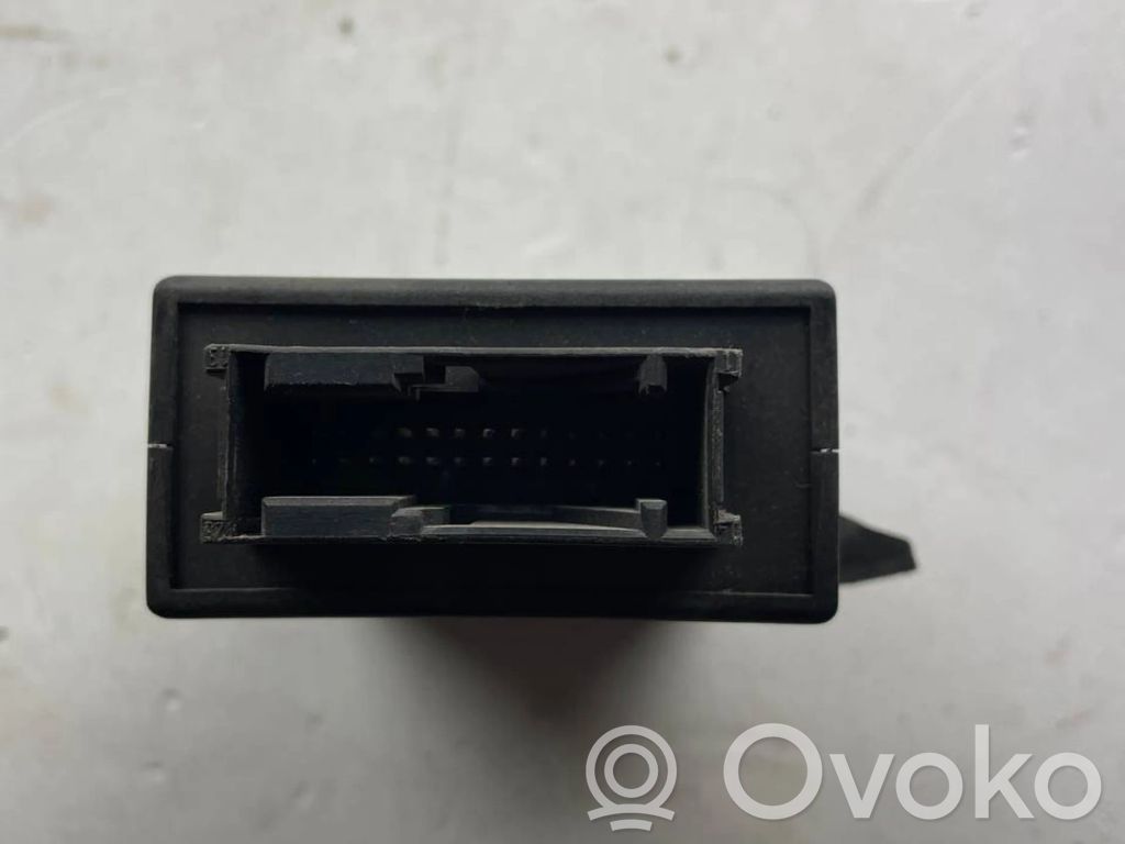 BMW 3 E36 Cita veida releji 