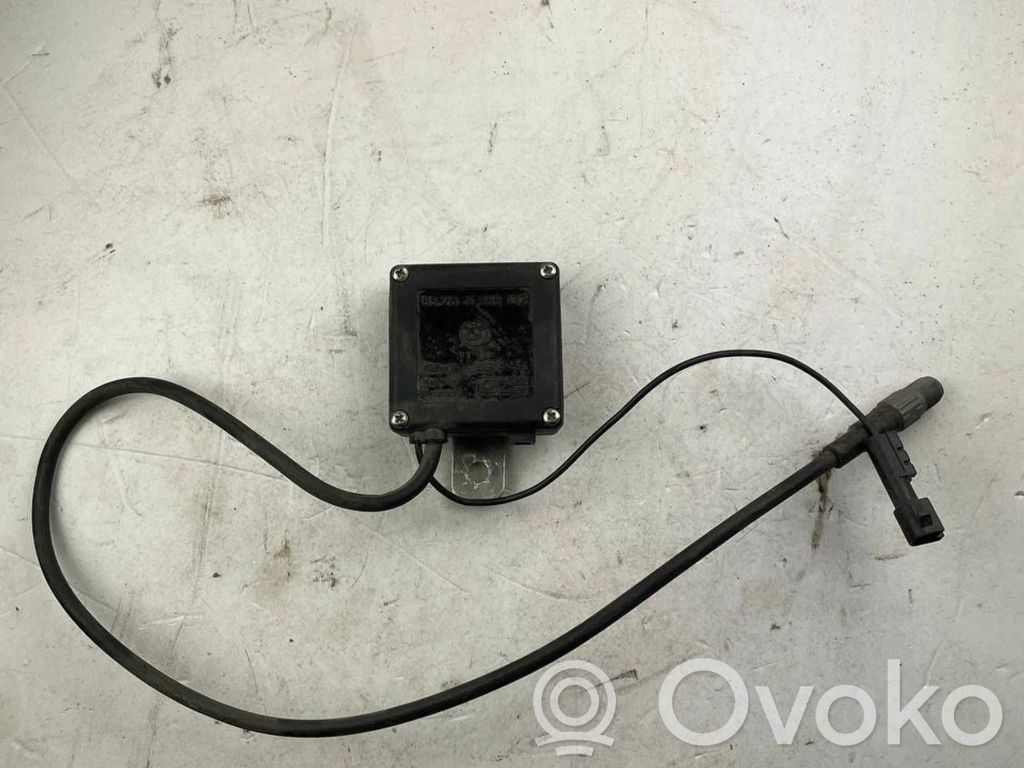 BMW 5 E34 Antenos stiprintuvas 
