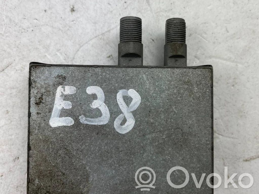 BMW 7 E38 Antenos stiprintuvas 