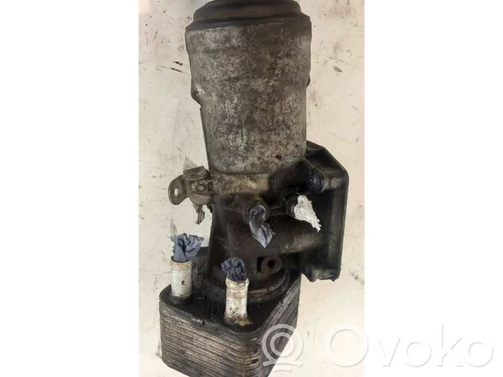 Volkswagen PASSAT B6 Mocowanie / uchwyt filtra oleju 