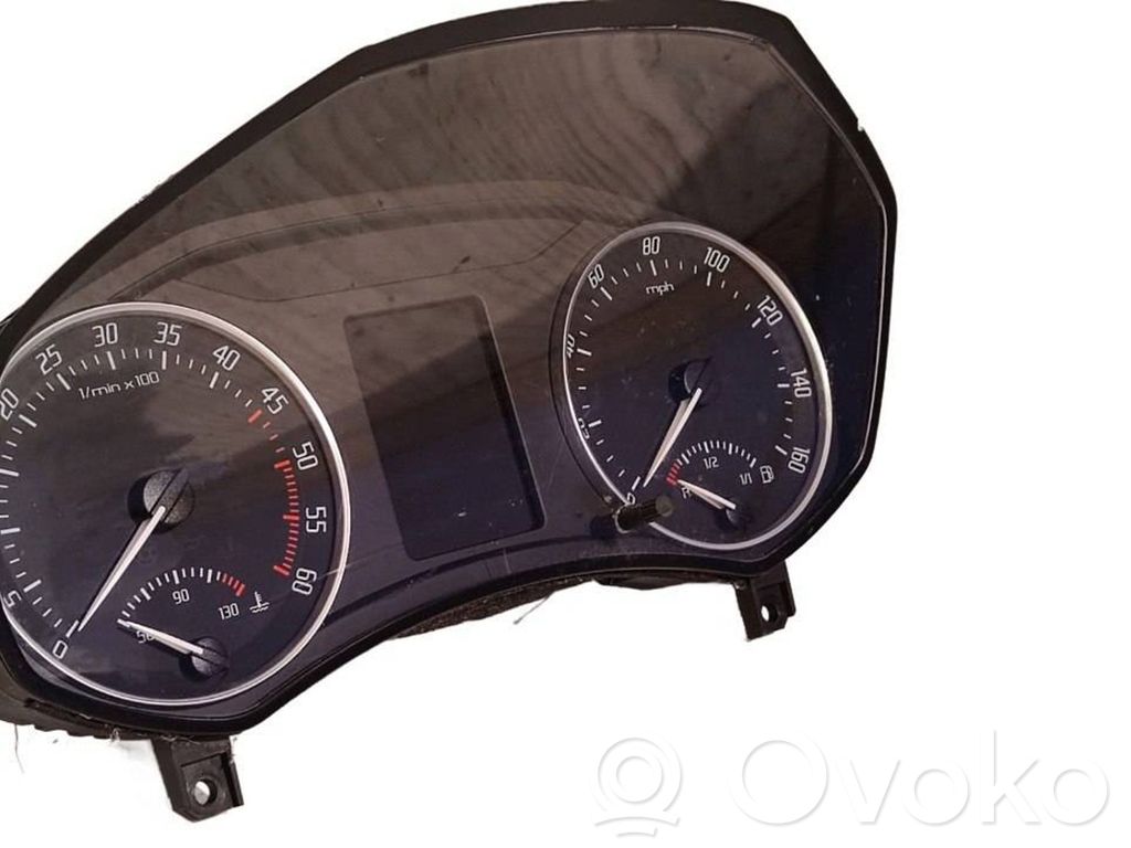 Skoda Octavia Mk2 (1Z) Licznik / Prędkościomierz 