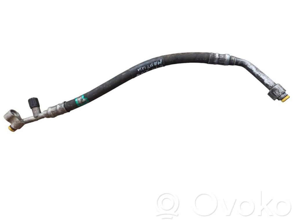 BMW 3 E46 Ilmastointilaitteen putki (A/C) 