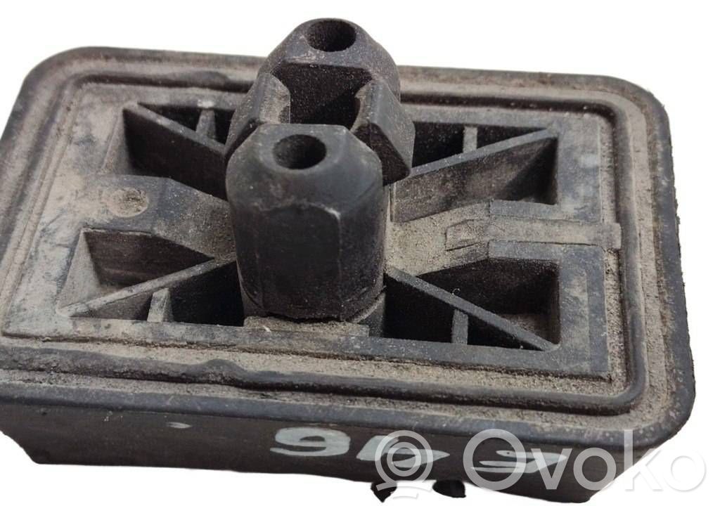 BMW 3 E46 Jacking socket point 