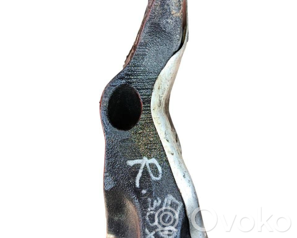 BMW 3 E90 E91 Engine mounting bracket 