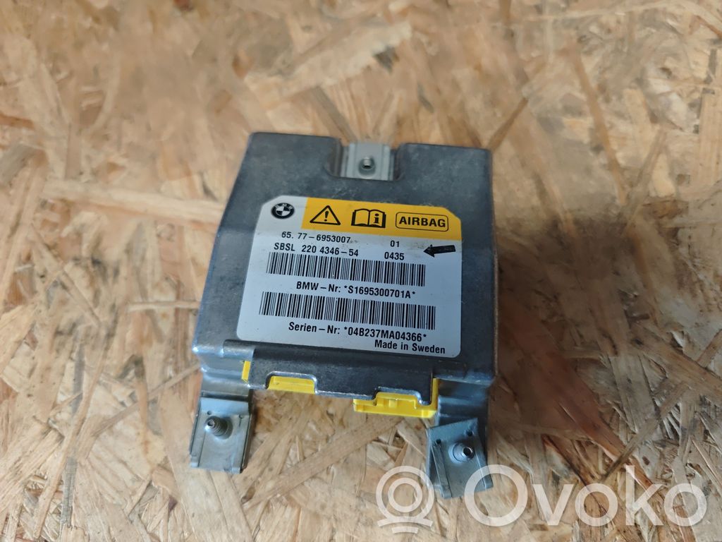 Turvatyynyn ohjainlaite/moduuli   6953007,04B237MA04366,220434654,S1695300701A