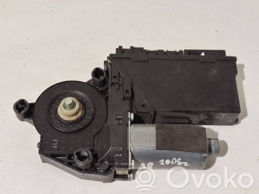 Audi A8 S8 D3 4E Front door window regulator motor 